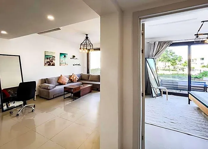 Cordial & Cozy 1 Bdr G Cribs * Gurdaka